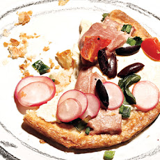 Tuna, Fresh Mozzarella, and Basil Pizza