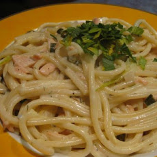 Pasta with Smoked Salmon, White Wine, Cream & Chives