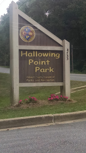 Hallowing Point Park Entrance