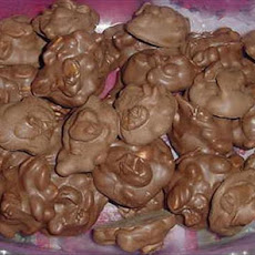 Easy Peanut Clusters