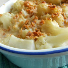 Traditional English Cheddar Cauliflower Cheese - Gratin
