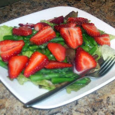 Elegant Strawberry and Asparagus Salad