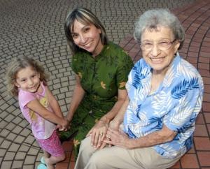 [20080922_feat_essay1[3].jpg]