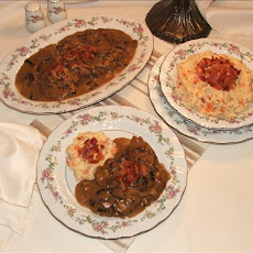 Mushroom-smothered Swiss Steak