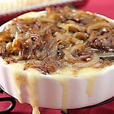 Baked Brie with Caramelized Onions