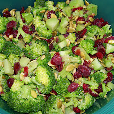 Vegetarian Broccoli Salad