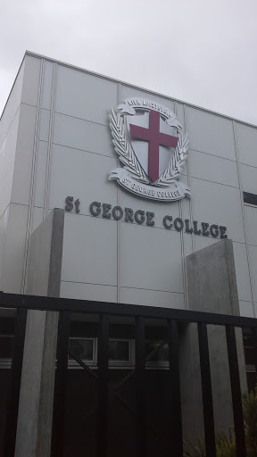 St George College 