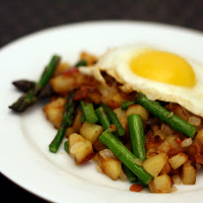 Dinner Tonight: Spring Asparagus and Bacon Hash