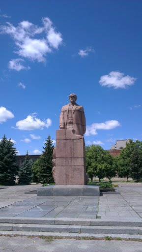 Lenin monument in Lozovaya