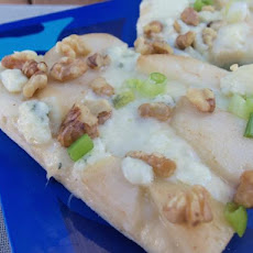 Pear and Gorgonzola Cheese Pizza