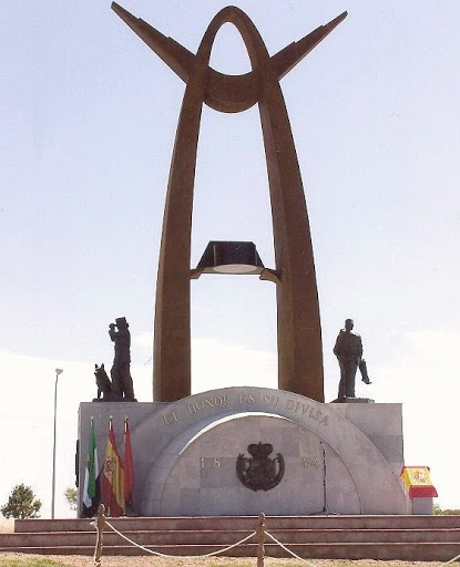 Estatua Guardia Civil