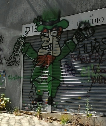 Graffiti Duende Verde