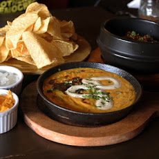Awesome Party Nacho Dip