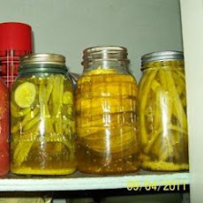 Crisp Pickled Green Beans