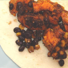 Black Bean and Sweet Potato Burritos (Slow Cooker)