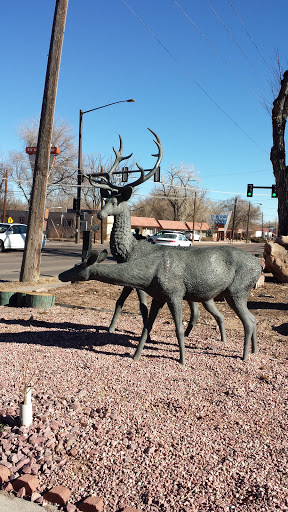 Deer Pair Statue