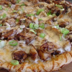 Spicy Garlic Chicken Pizza