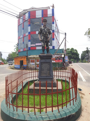 Lieutenant General Denzil Kobbakaduwa Statue