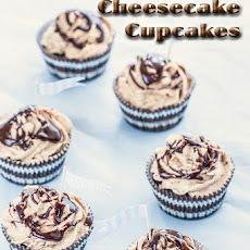 Cookies and Cream Cheesecake Cupcakes