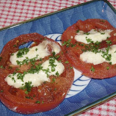Tomatoes With Horseradish Sauce