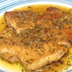 Pork Chops With Cranberry-Thyme Sauce -Crock Pot Recipe