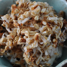 Macaroon Granola