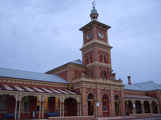 [2008_0805melbourne0071[2].jpg]