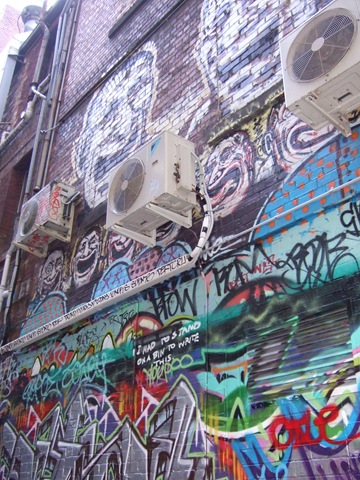 [2008_0805melbourne0091[2].jpg]