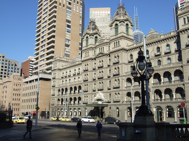 [2008_0805melbourne0111[2].jpg]