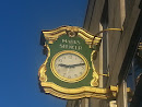Marks and Spencer Golden Clock