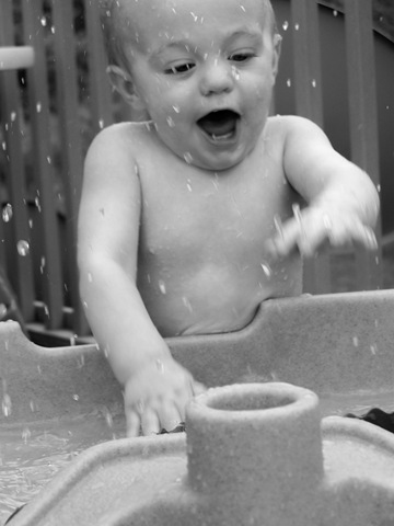 [excitedbw[5].jpg]