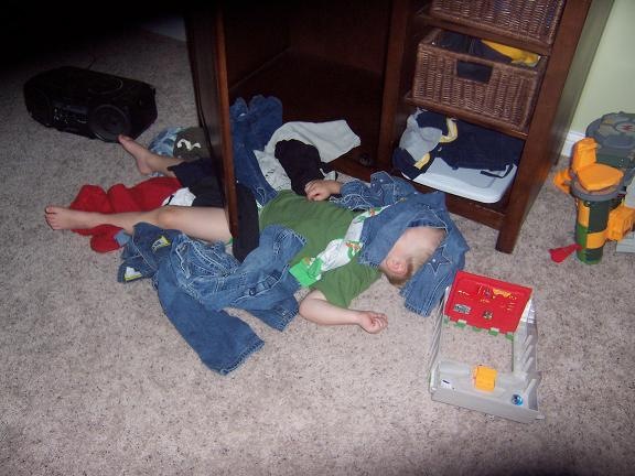 [sleeping2[4].jpg]