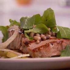 Grilled Tuna, Arugula, Fennel, Black-eyed Peas And Tomato Salad