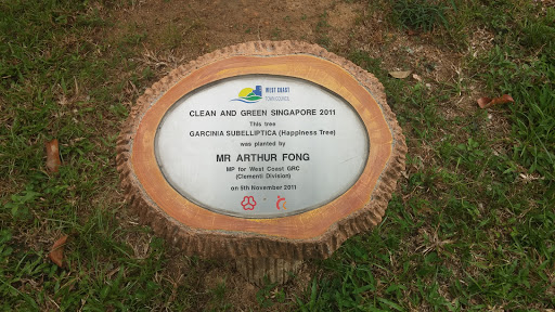Clean and Green Plaque at Clementi 