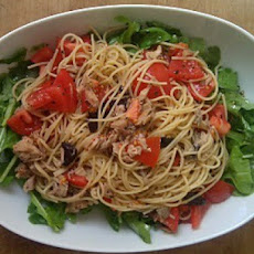 Mediterranean-Inspired Tuna Pasta Salad