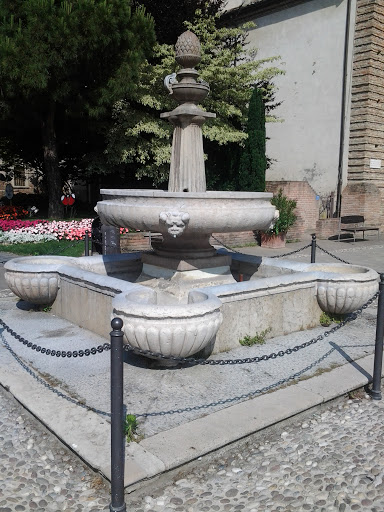 Fontana della Cattedrale