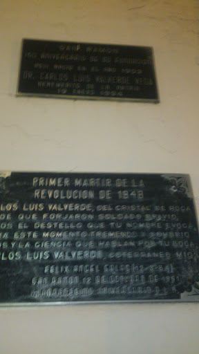 Placa Aniversario Dr. Carlos L. Valverde Vega
