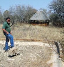 [JanVanWyngaardt_neglected_LandClaimFarmGramadoelasLodge[3].jpg]