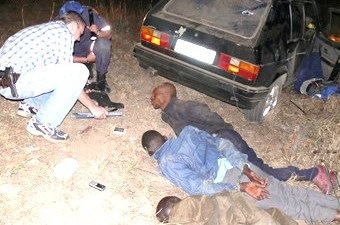 [FarmAttackersShot_ArrestedNelspruitSept2008[9].jpg]