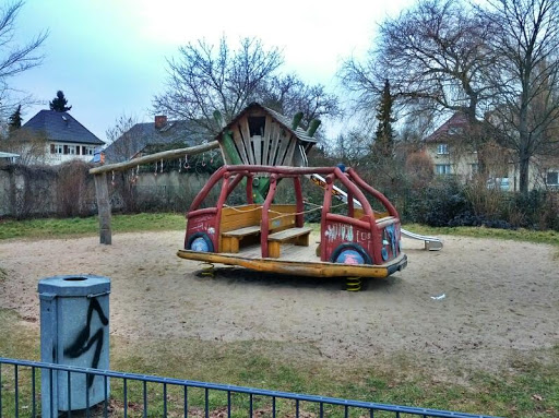 Feuerwehrauto Spielplatz