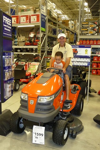 [Lowe's tractor[13].jpg]