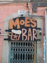 MoE'S BAR