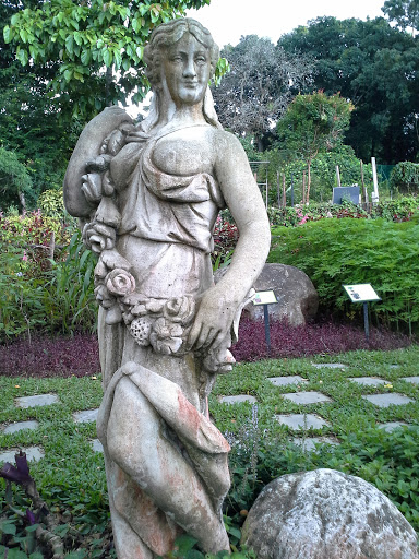 Floral Lady Stone Statute