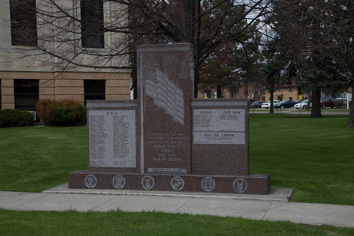 VFW Memorial at Richland County Courthouse 