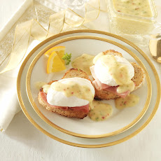 Holiday Eggs Benedict