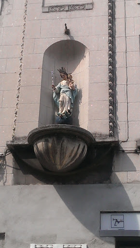 Mother Mary Saint Rochusstraat