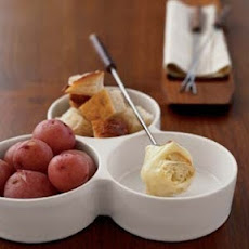 Fondue (Jarlsberg or Emmental and Fontina)
