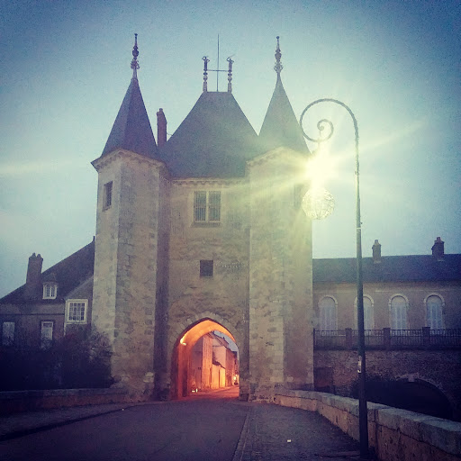 Porte sud Villeneuve sur Yonne