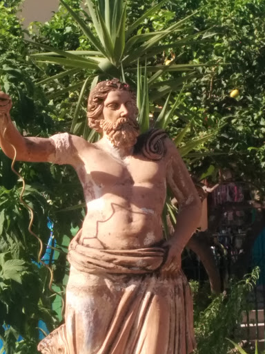Neptun Statue