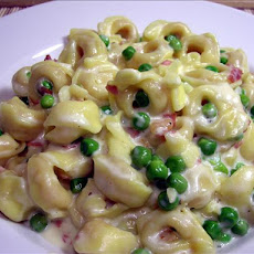 Tortellini Ai Formaggi With Prosciutto and Peas